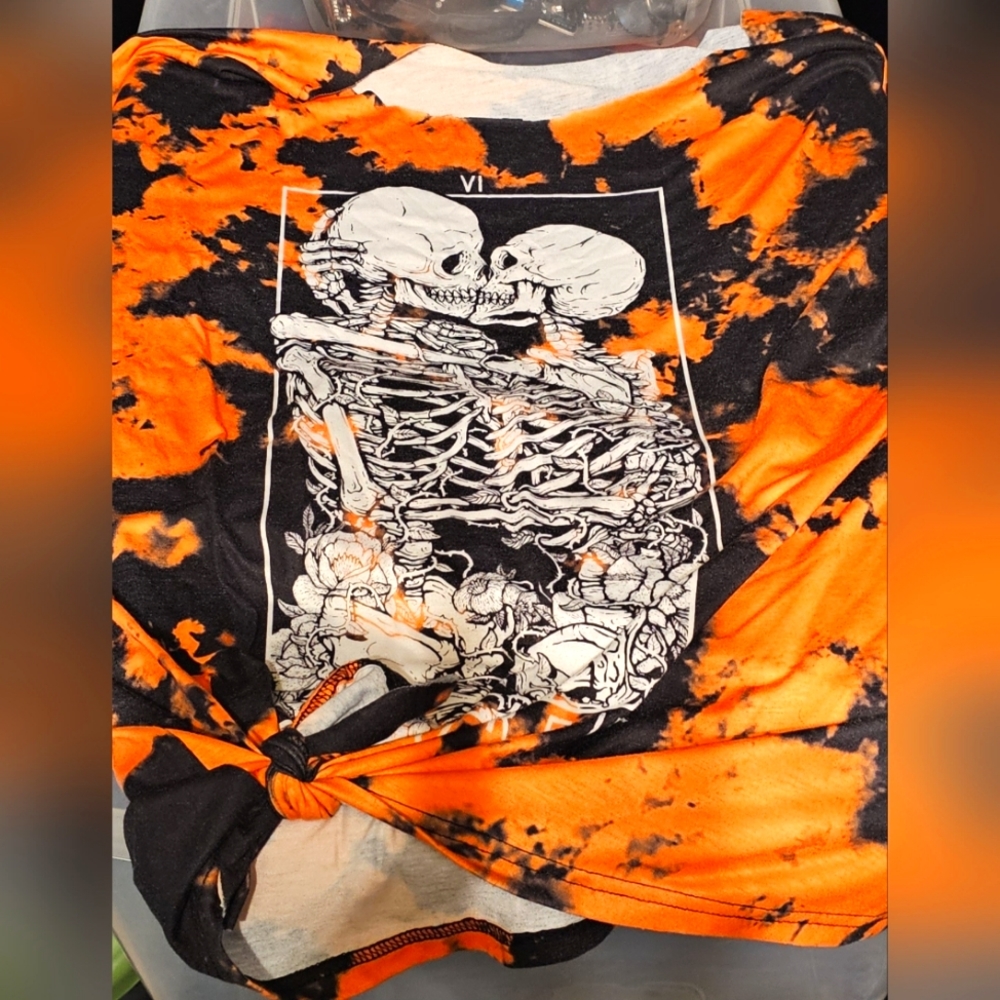 1x/2x oversized lovers skull tee